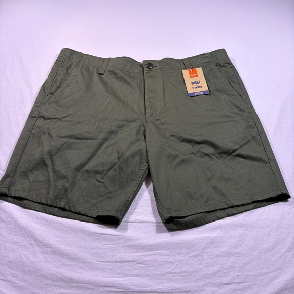 Dockers Other - Dockers Mens Classic Fit Stretch Shorts 9 Inch Inseam Olive Green
